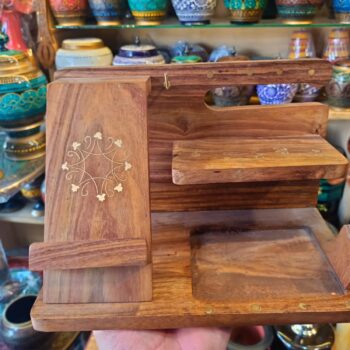 Handmade Wooden Mobile Holder with carving design (Adjustable 180°)
