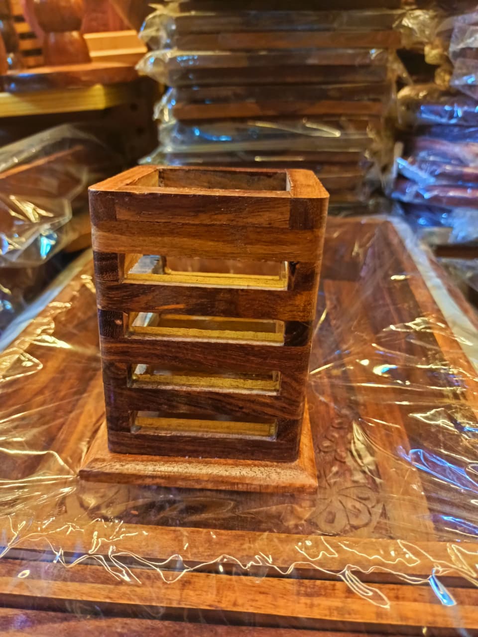 pen holder